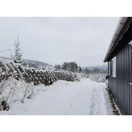 Nice In Ostre Gausdal With Wifi And 3 Bedrooms Vakantiehuis Svingvoll