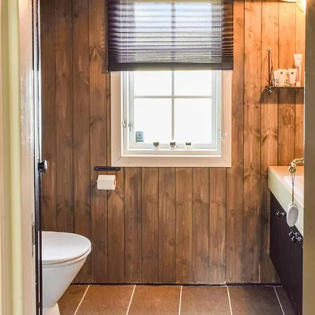 Nice In Ostre Gausdal With Wifi And 3 Bedrooms Nyaraló